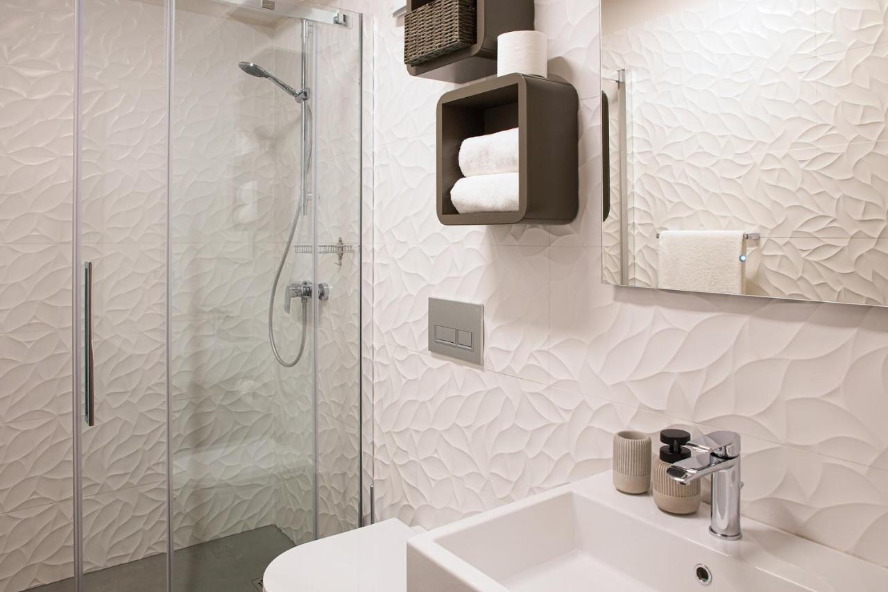 Aldila Art Rooms, Apartment And Vacation House Smartno ภายนอก รูปภาพ
